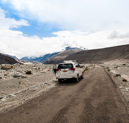 Leh Self Drive Car