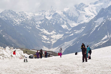 Chandigarh to Manali Tour