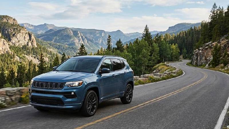 Chandigarh Car Rental | Self Drive Cars, Luxury SUVs & Car Hire Services
